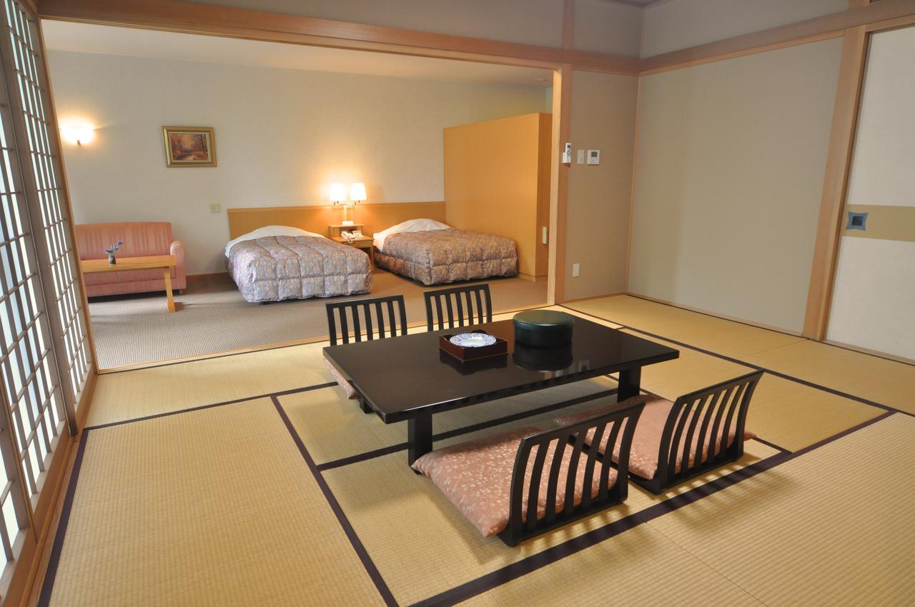 Imperial Resort Tsujun Sanso Kamimashiki Exterior photo